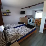 Malinowy Gaj - Z Alpakami I Innymi Zwierzetami Homestay Swietajno (Szczytno)