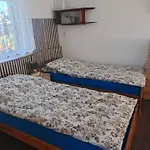 Malinowy Gaj - Z Alpakami I Innymi Zwierzetami Accommodatie bij particulieren *