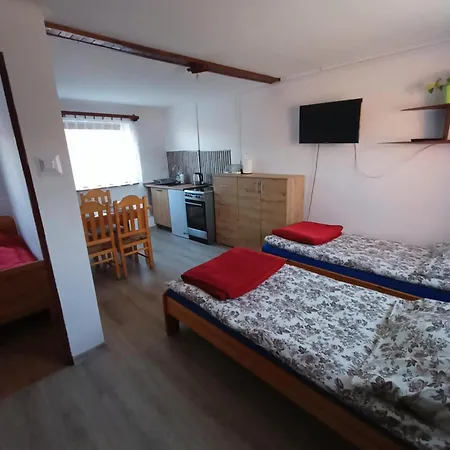 Malinowy Gaj - Z Alpakami I Innymi Zwierzetami *