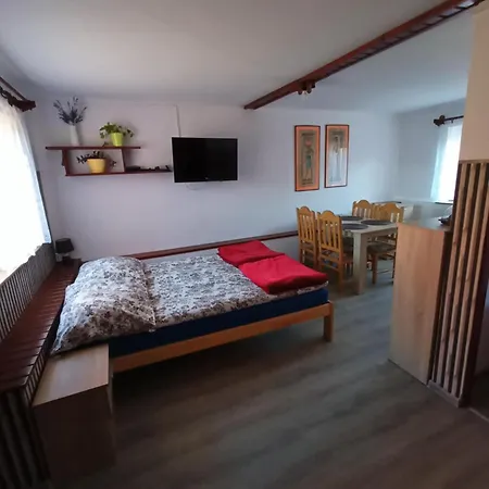 Malinowy Gaj - Z Alpakami I Innymi Zwierzetami Ubytování v soukromí *